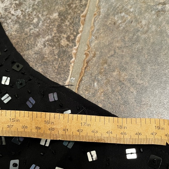 ✨💫 QUIZ Shiny Beaded Crop Top - size UK14 (FAIR) - Picture 9 of 16